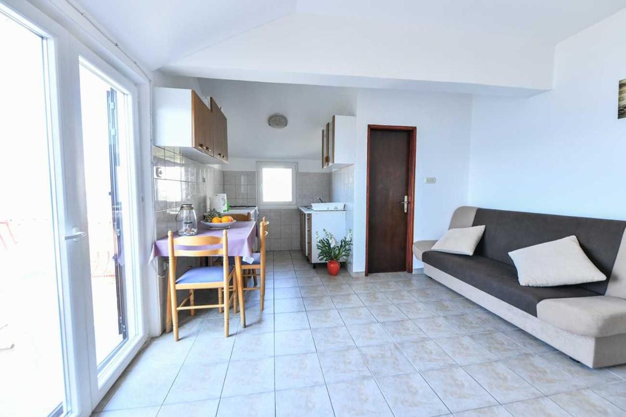Perfect Vacation Apartments オミシュ エクステリア 写真