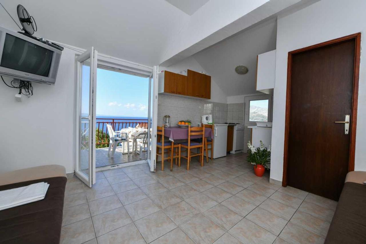 Perfect Vacation Apartments オミシュ エクステリア 写真
