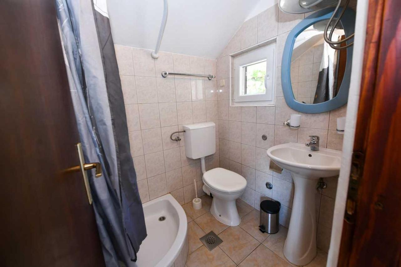 Perfect Vacation Apartments オミシュ エクステリア 写真