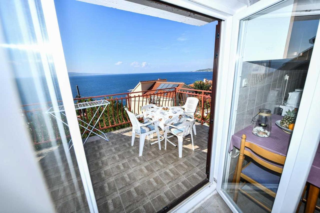 Perfect Vacation Apartments オミシュ エクステリア 写真